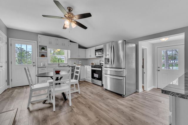 30280 Joy Road, Livonia City, MI 48150
