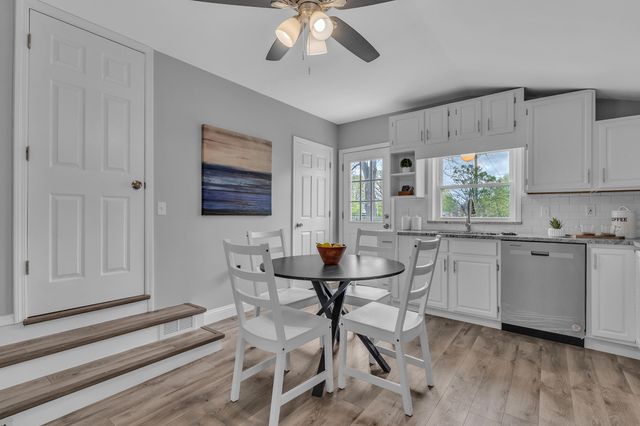 30280 Joy Road, Livonia City, MI 48150