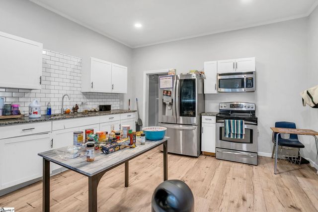 6 Webb Street, Greenville, SC 29605