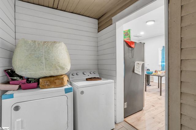 6 Webb Street, Greenville, SC 29605