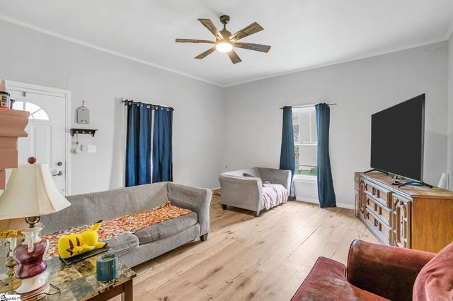6 Webb Street, Greenville, SC 29605