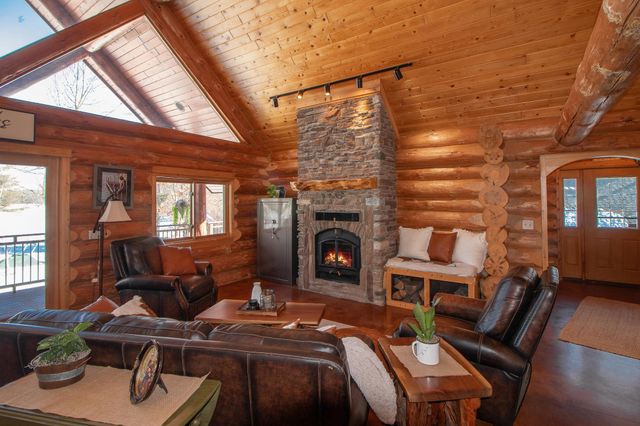 850 County 46 NW, Backus, MN 56435