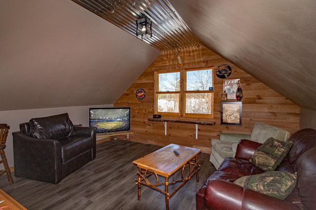 850 County 46 NW, Backus, MN 56435