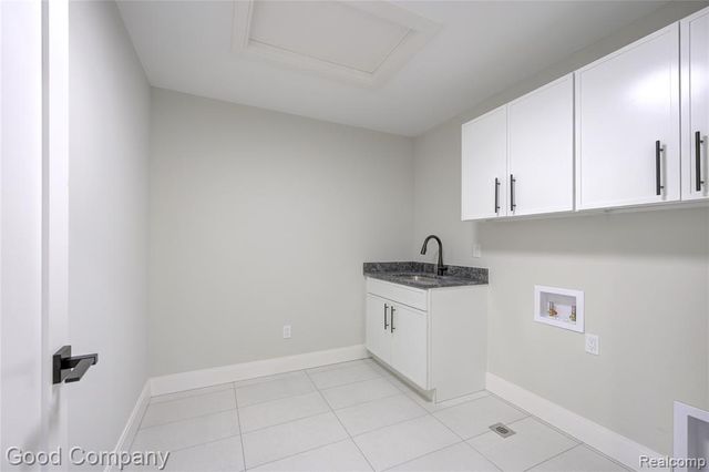 2533 N Vermont Avenue, Royal Oak, MI 48073