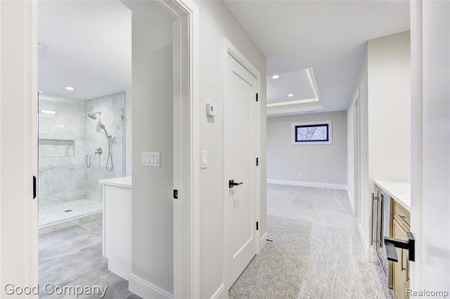 2533 N Vermont Avenue, Royal Oak, MI 48073