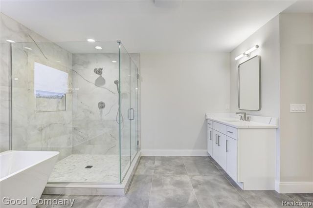 2533 N Vermont Avenue, Royal Oak, MI 48073