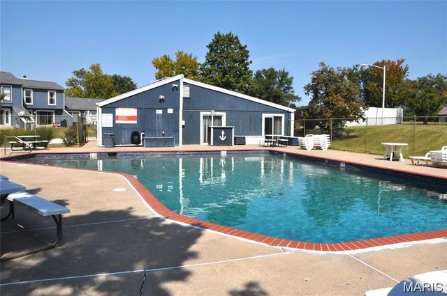 133 Harbor View Drive, Lake St Louis, MO 63367