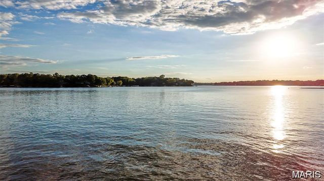 133 Harbor View Drive, Lake St Louis, MO 63367