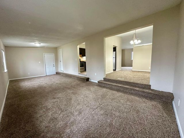 6518 Centennial Drive, Reynoldsburg, OH 43068