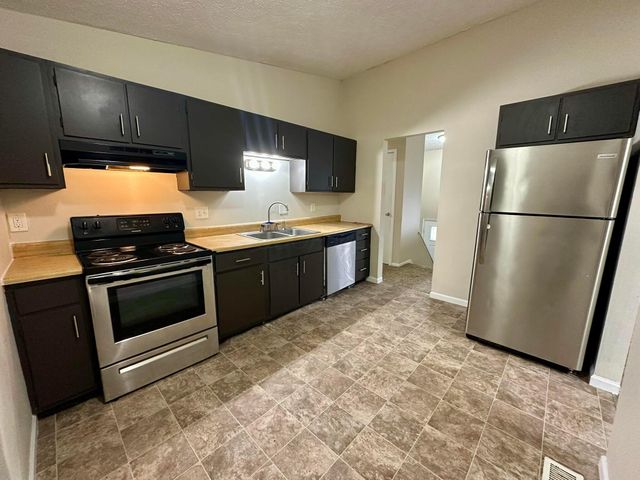 6518 Centennial Drive, Reynoldsburg, OH 43068