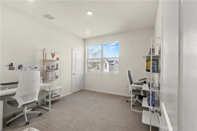 260 Summerville LN, Palmdale, CA 93551