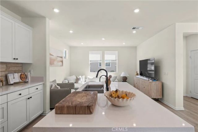 260 Summerville LN, Palmdale, CA 93551