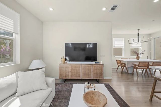 260 Summerville LN, Palmdale, CA 93551