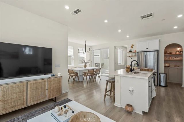 260 Summerville LN, Palmdale, CA 93551