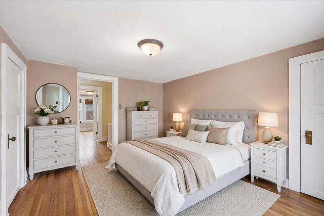 1941 N Bartlett STREET, Milwaukee, WI 53202