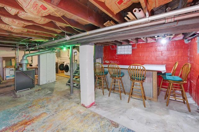 1941 N Bartlett STREET, Milwaukee, WI 53202