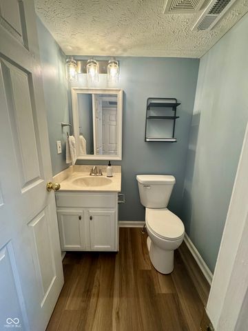 1068 Berrywood Drive, Greenwood, IN 46143