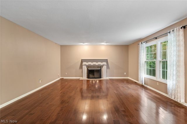 5825 Nicholson Drive, Hudson, OH 44236