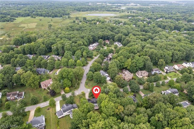 5825 Nicholson Drive, Hudson, OH 44236