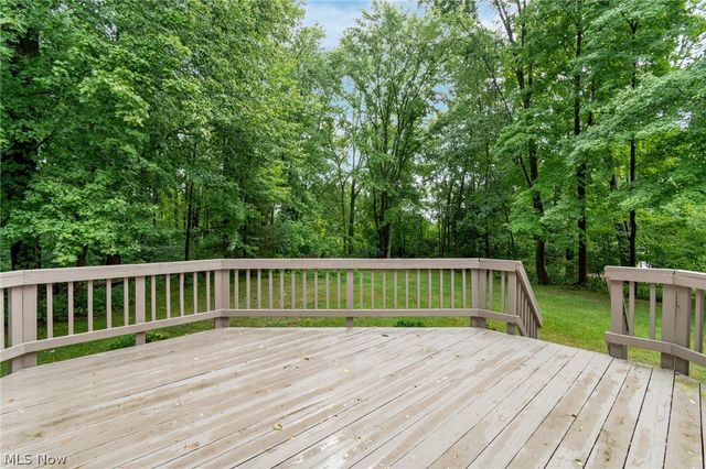 5825 Nicholson Drive, Hudson, OH 44236