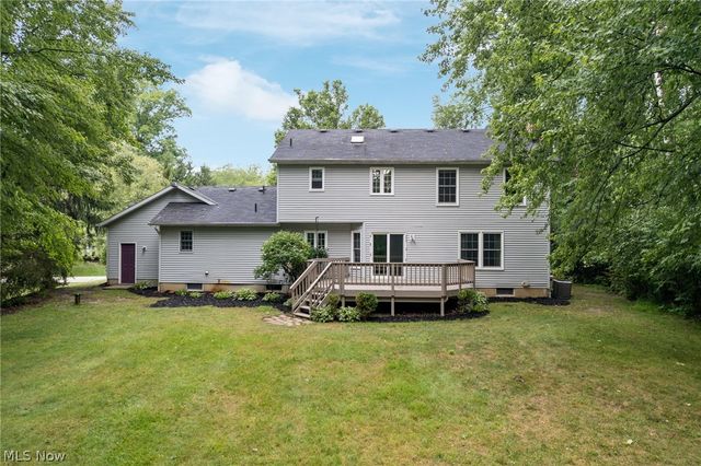 5825 Nicholson Drive, Hudson, OH 44236