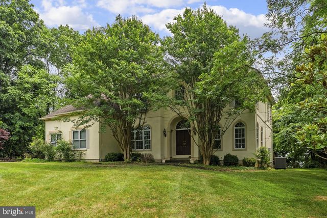 17951 STONELEIGH DR, Round Hill, VA 20141