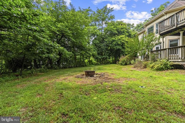 17951 STONELEIGH DR, Round Hill, VA 20141