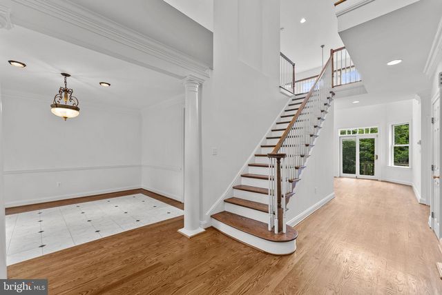 17951 STONELEIGH DR, Round Hill, VA 20141