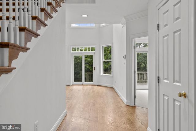 17951 STONELEIGH DR, Round Hill, VA 20141