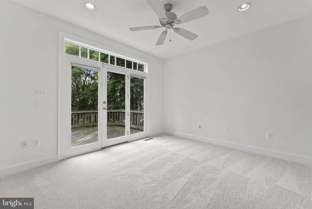 17951 STONELEIGH DR, Round Hill, VA 20141