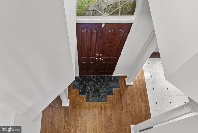 17951 STONELEIGH DR, Round Hill, VA 20141