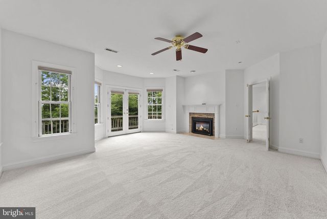 17951 STONELEIGH DR, Round Hill, VA 20141