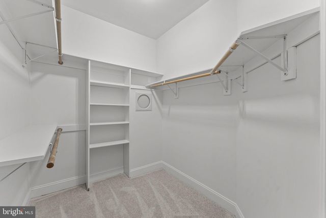 17951 STONELEIGH DR, Round Hill, VA 20141