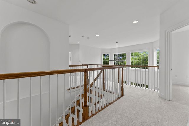 17951 STONELEIGH DR, Round Hill, VA 20141