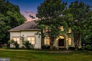 17951 STONELEIGH DR, Round Hill, VA 20141