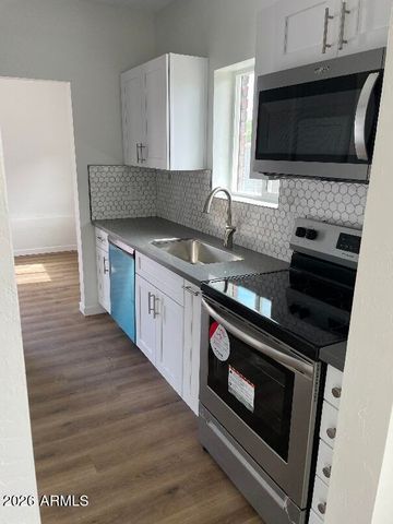 1522 W POLK Street, Phoenix, AZ 85007