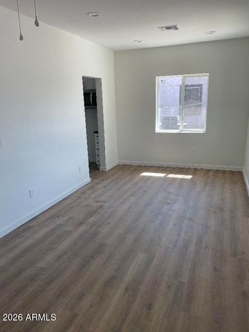 1522 W POLK Street, Phoenix, AZ 85007