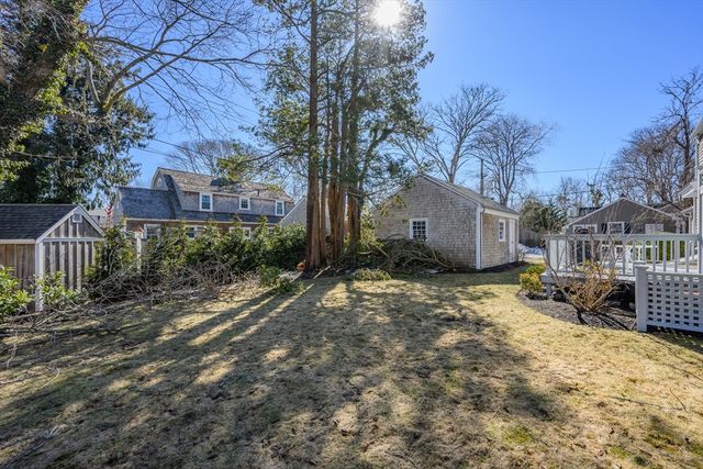 122 Park Ave, Barnstable, MA 02632