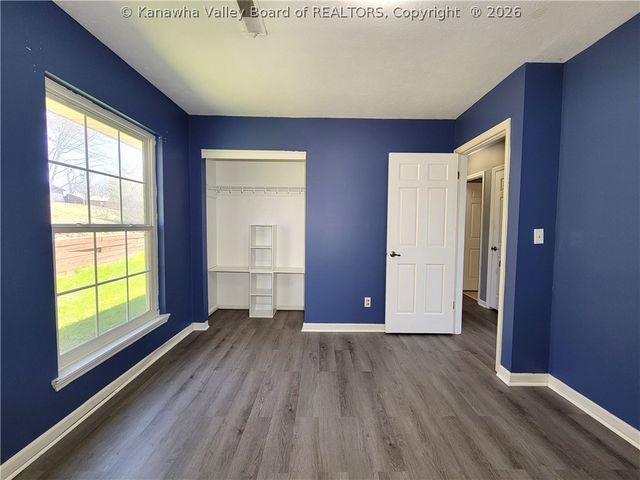 301 Bow Hunter Road, Charleston, WV 25314
