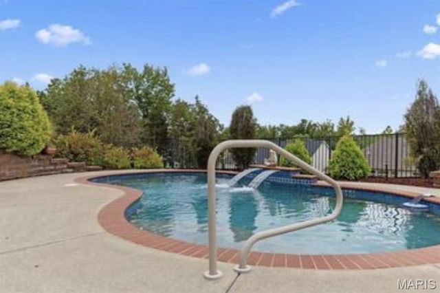 1105 Timberline Court, Wentzville, MO 63385