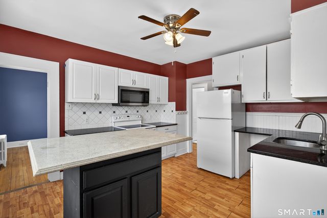 1440 Wood Avenue, Bridgeport, CT 06604
