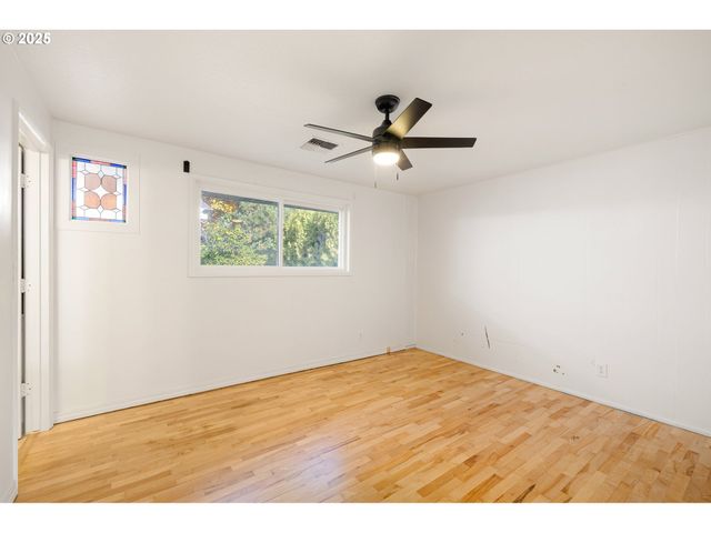 1565 MONTEREY Ave, Eugene, OR 97401