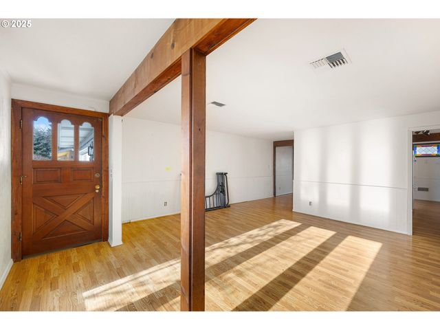 1565 MONTEREY Ave, Eugene, OR 97401