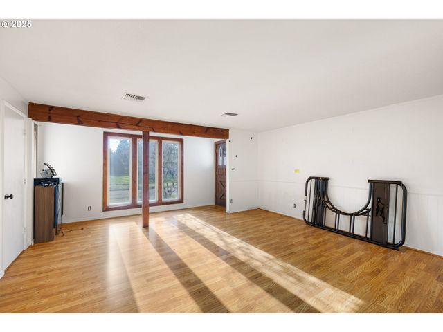 1565 MONTEREY Ave, Eugene, OR 97401