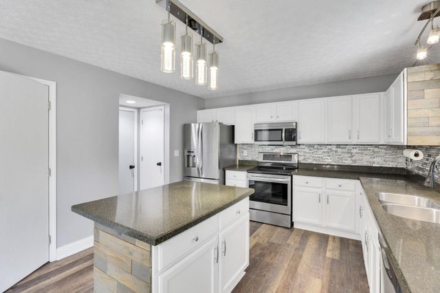 1137 Hoover Lake Court, Westerville, OH 43081