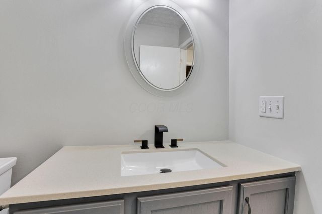 1137 Hoover Lake Court, Westerville, OH 43081