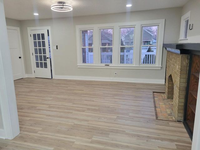 4439 N 27th STREET, Milwaukee, WI 53209