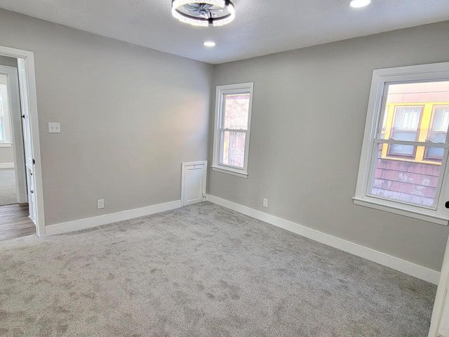 4439 N 27th STREET, Milwaukee, WI 53209