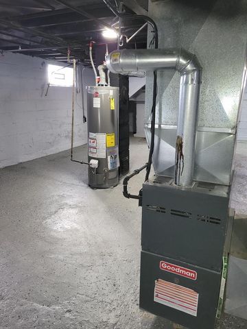 4439 N 27th STREET, Milwaukee, WI 53209