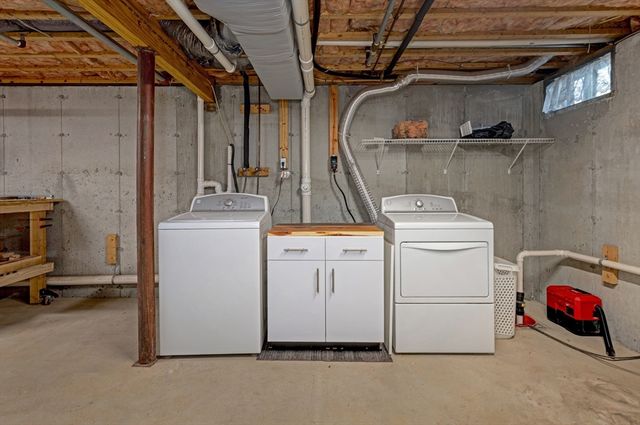 11 Boxberry Ln 11, Rockland, MA 02370